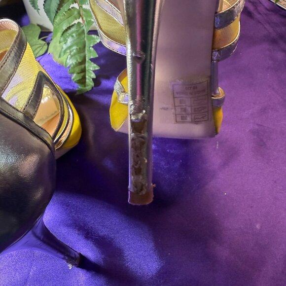 📌Scene Silver Yellow 4.5" High Heel Sandals with Ankle Straps and Zipper - Picture 6 of 15